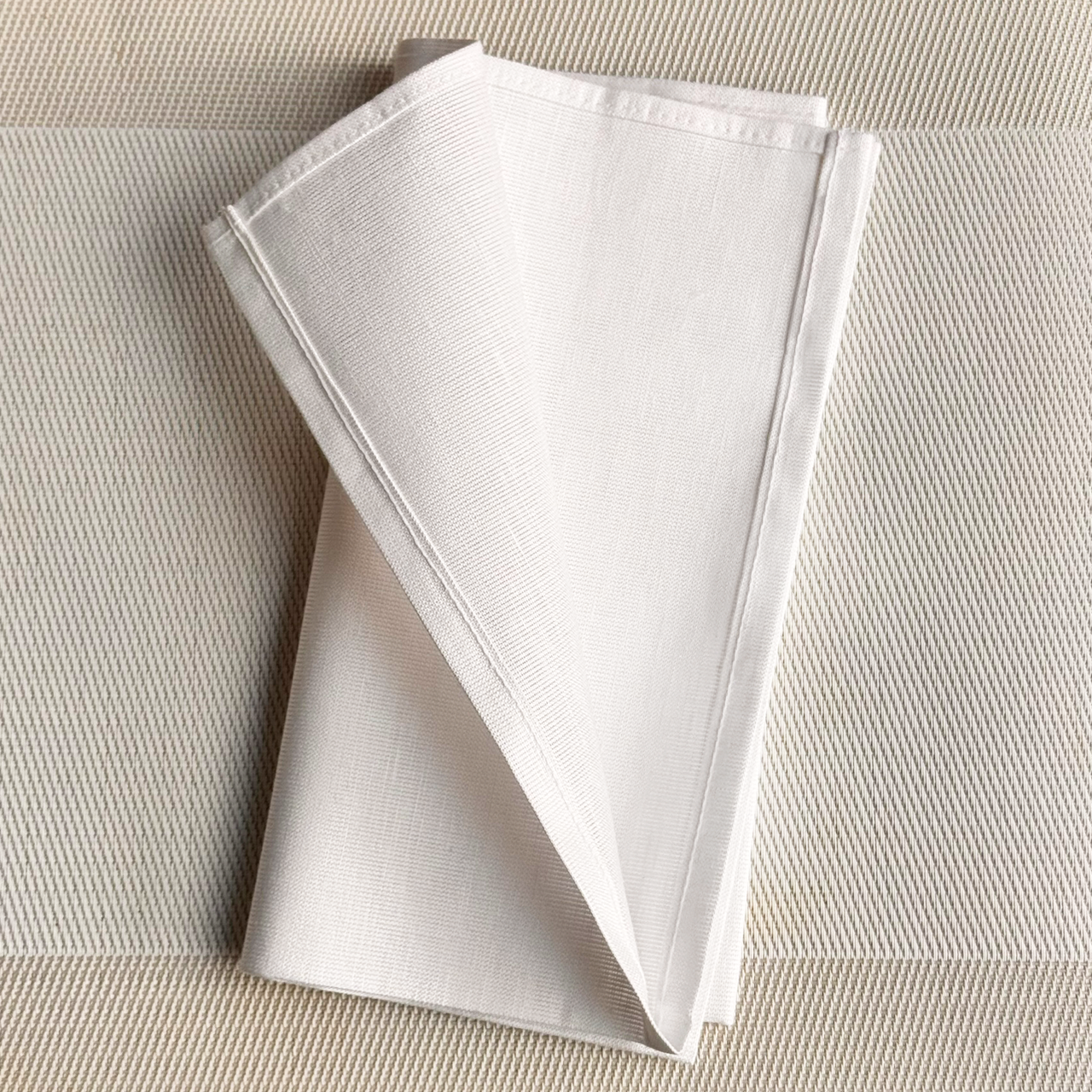 Linen napkins white