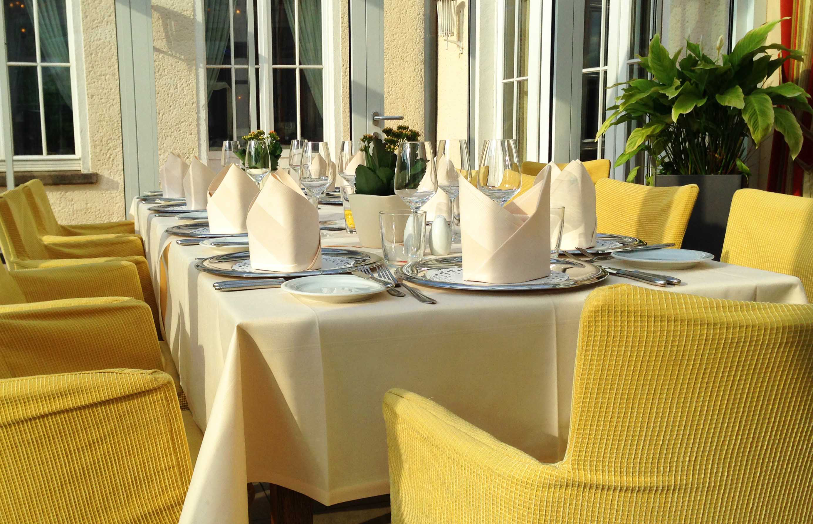 Gastronomy tablecloths, selected stylishly