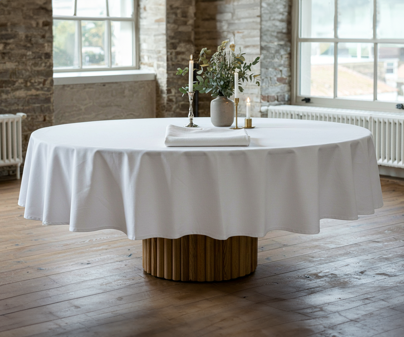 Tablecloth, round, white, cotton, without pattern, Ø 240 cm